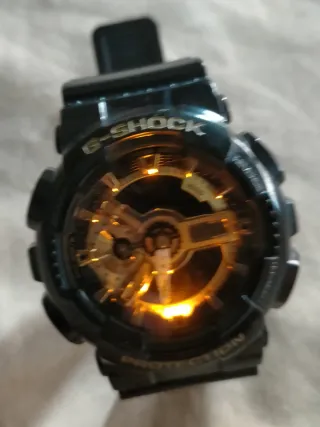 Reloj Casio G-Shock GA-110GB Negro/Dorado