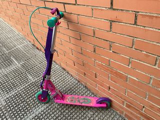 Patinete infantil Oxelo rosa y morado