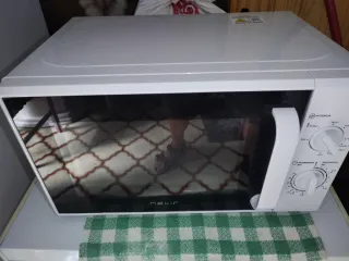 Microondas Nevir Blanco