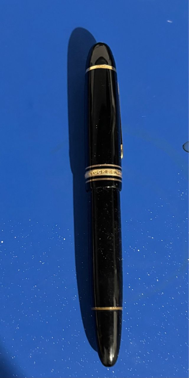 Bolígrafo Mont Blanc Negro revestimiento de Oro