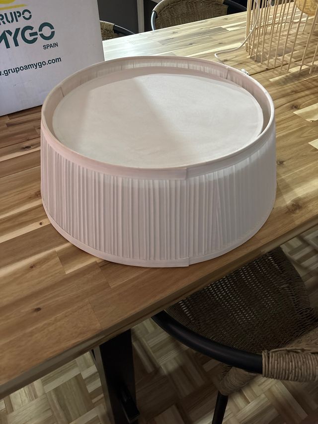 Plafón techo Artid Ikea. se regalan 3 bombillas