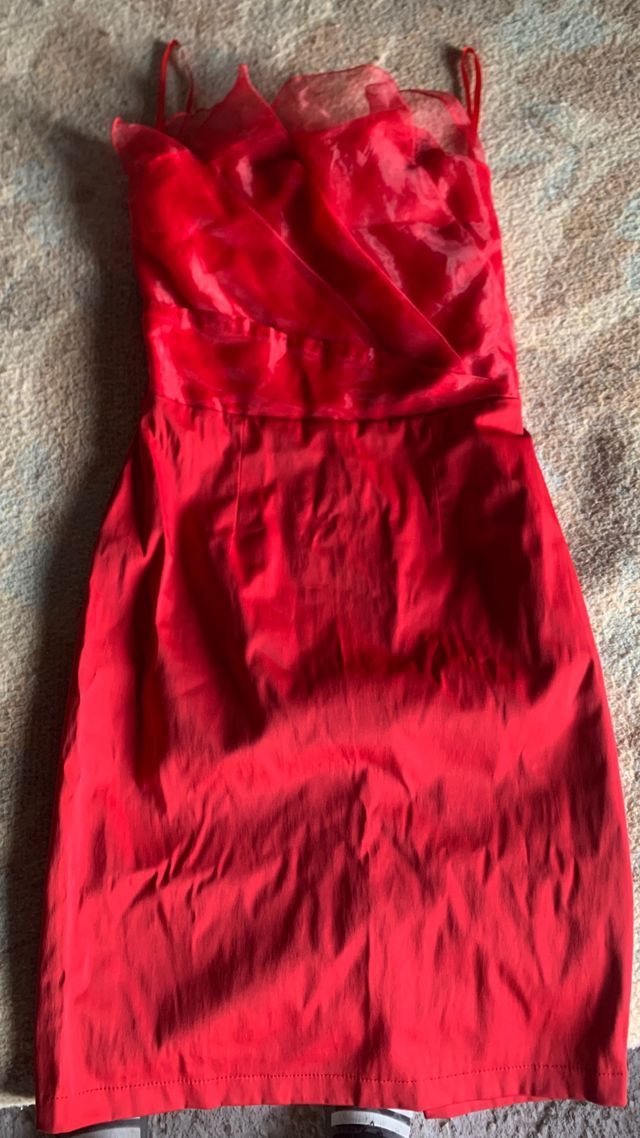 Vestido largo rojo de terciopelo, dos vestidos 10€