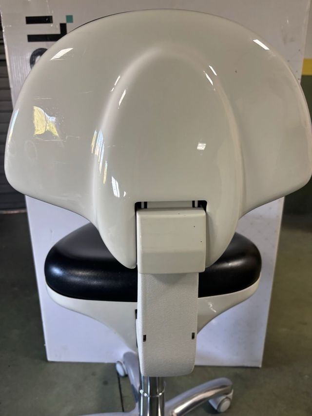 Taburete Ergonómico Tero Negro/Blanco