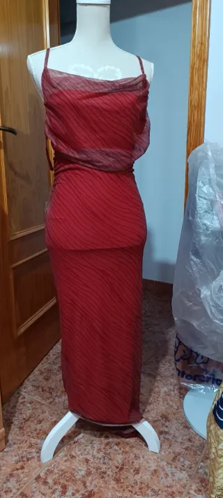 Lote de 3 vestidos