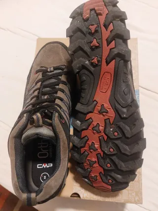 Zapatillas de monte CMP hombre Talla 44.waterproof