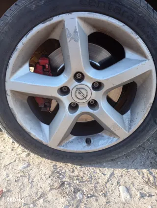 4 Llantas y Ruedas Opel