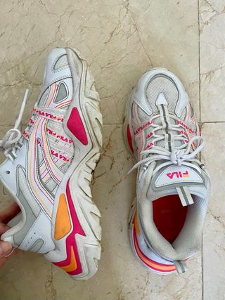 Scarpe sportive Fila bianche e rosa