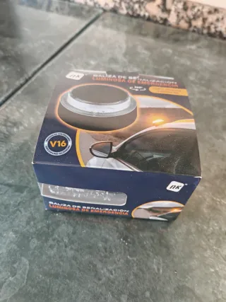 Baliza luminosa señalización emergencia