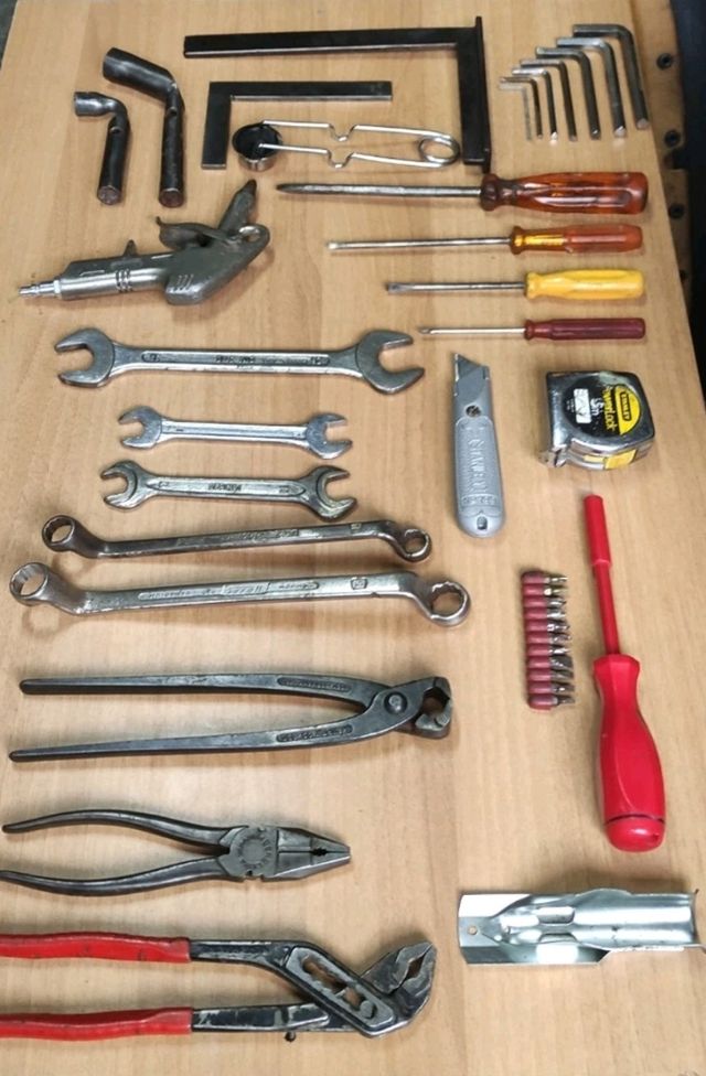 Set-40 PZ. Attrezzi officina/fai-da-te