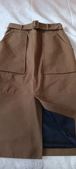 Falda marrón estilo cargo