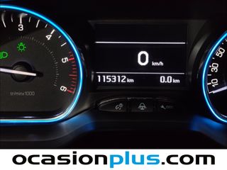 Peugeot 2008 BlueHDi 100 Allure 74 kW (100 CV)