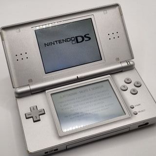Nintendo DS Lite Argento + Caricatore
