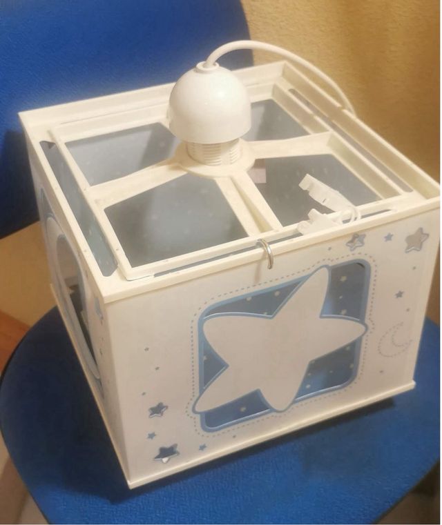 Lámpara infantil luna y estrellas