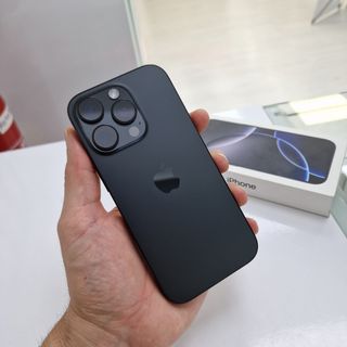 iPhone 16 Pro 256GB nero usato con scatola