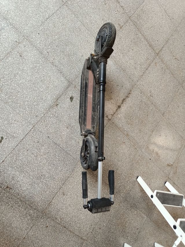 Patinete Eléctrico Plegable (para piezas)