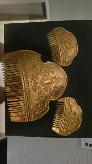 Peinetas Falleras Doradas