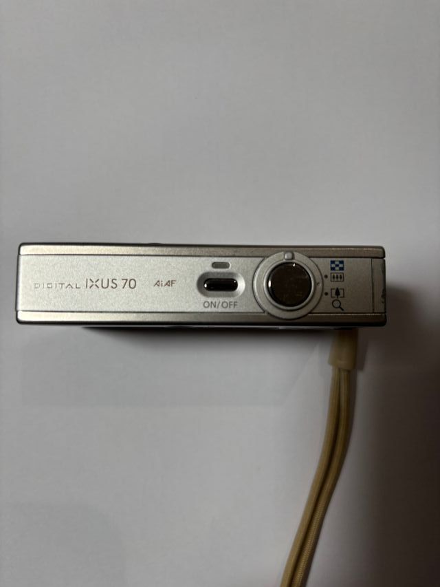 Cámara Canon IXUS 70 Plata