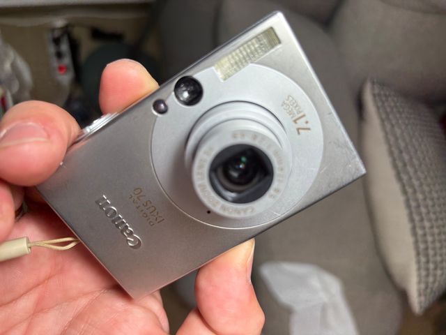 Cámara Canon IXUS 70 Plata