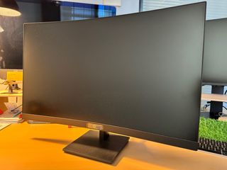 Monitor HP 27 Curvo FullHD 75Hz FreeSync