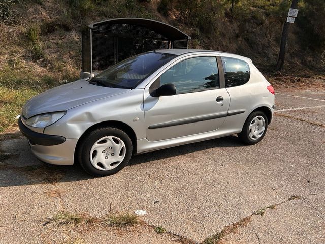 Peugeot 206 2002