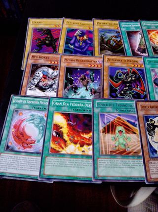 Lote 450 cartas Yu-Gi-Oh! originales