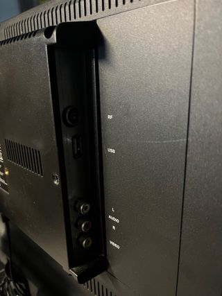 TV LED 19" Como nuevo · BELSON BSV-19200 (V5)