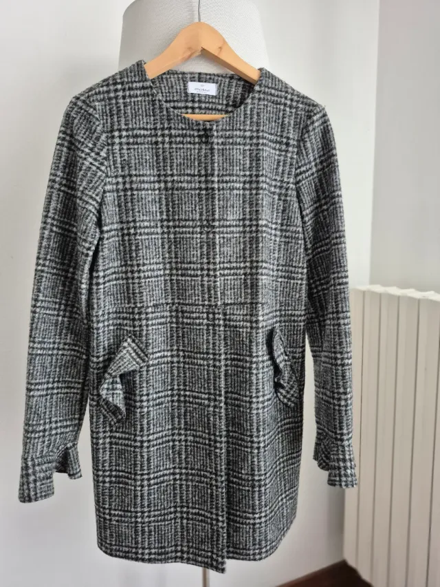 Cappotto Motivi fantasia pied de poule
Taglia 42