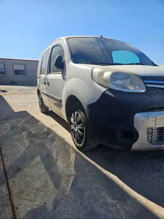 Renault Kangoo 2024