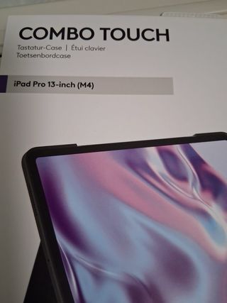 Logitech Combo Touch iPad Pro 13 M4