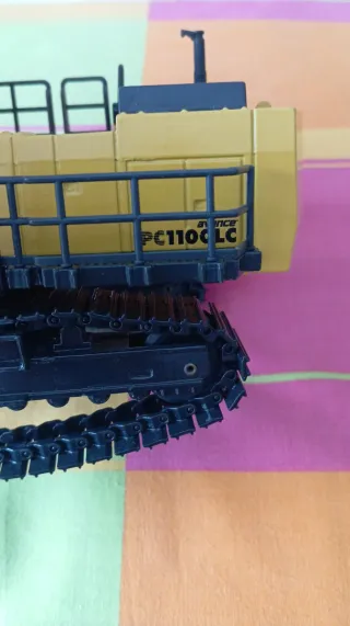 Excavadora Komatsu PC 1110