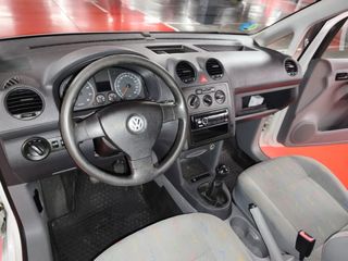 Volkswagen Caddy 2010