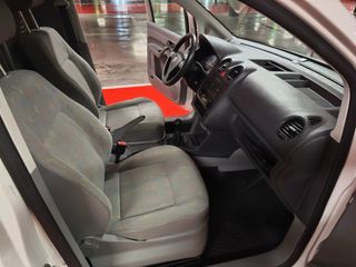 Volkswagen Caddy 2010