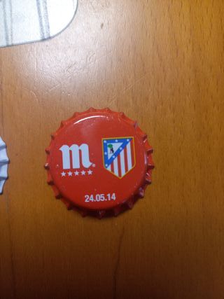 Chapas Real Madrid y Atlético Madrid