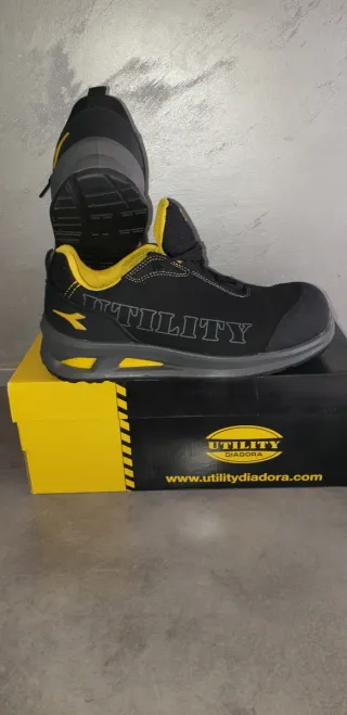 Scarpe da lavoro antinfortunistiche DIADORA n 41