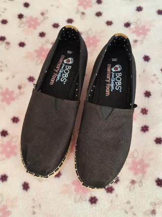 Alpargatas Bobs negras talla 36