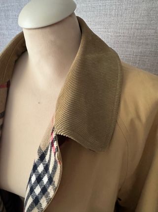 Gabardina Burberry Beige Clásica