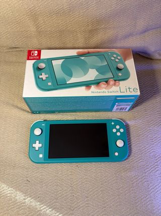 Nintendo Switch Lite + Mario Rabbids