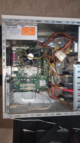 Ordenador de sobremesa CLON