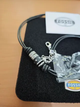 Colgante Fossil Hombre - Acero y Cuero