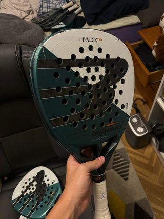 Palas Bullpadel Hack 04 para reparar