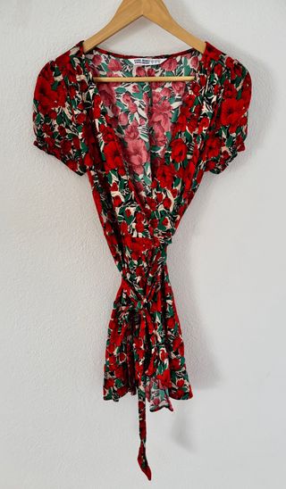Vestito a portafoglio Zara rosso floreale