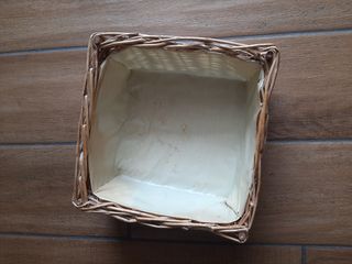 Cesto in vimini con rivestimento interno