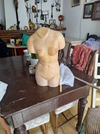 Busto de figura humana