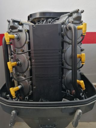 Suzuki 150 HP Motor Fuera de Borda