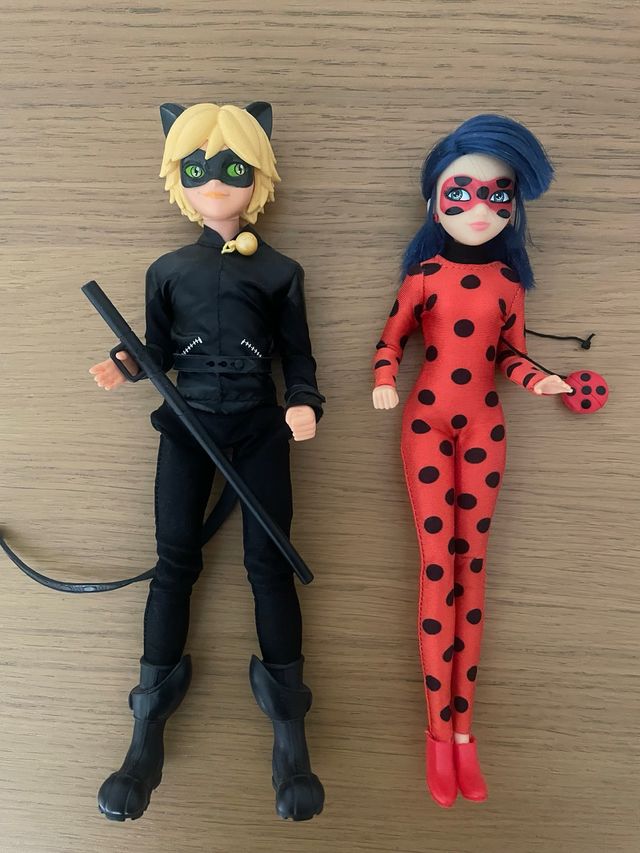 Figuras Ladybug y Cat Noir