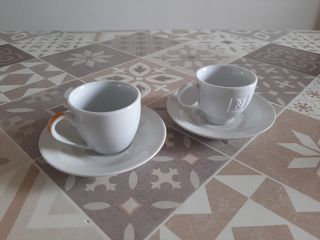 2 Tazzine in porcellana