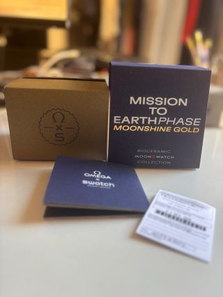 Snoopy Moonswatch Mission to Earthphase Moonshine