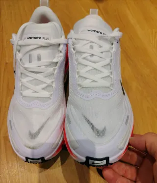 Nike Vomero.Talla 42,nuevas.