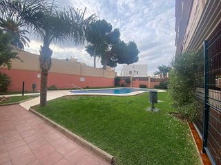 Piso en alquiler en Las Lagunas en Mijas