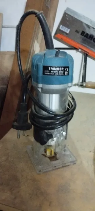 Fresadora TRIMMER.